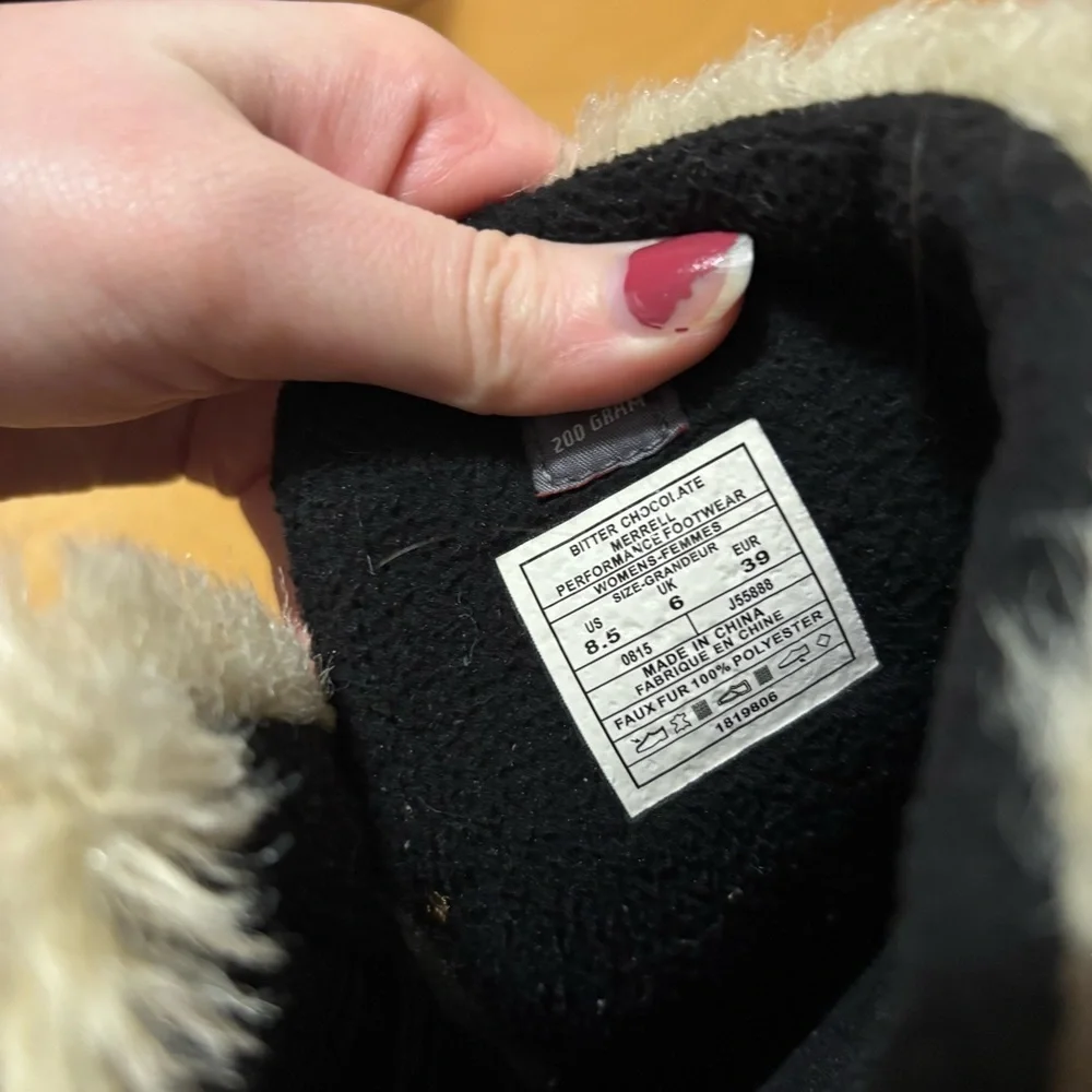 Merrell Nikita women's winter boots in dark brown leather with faux fur trim 8.5